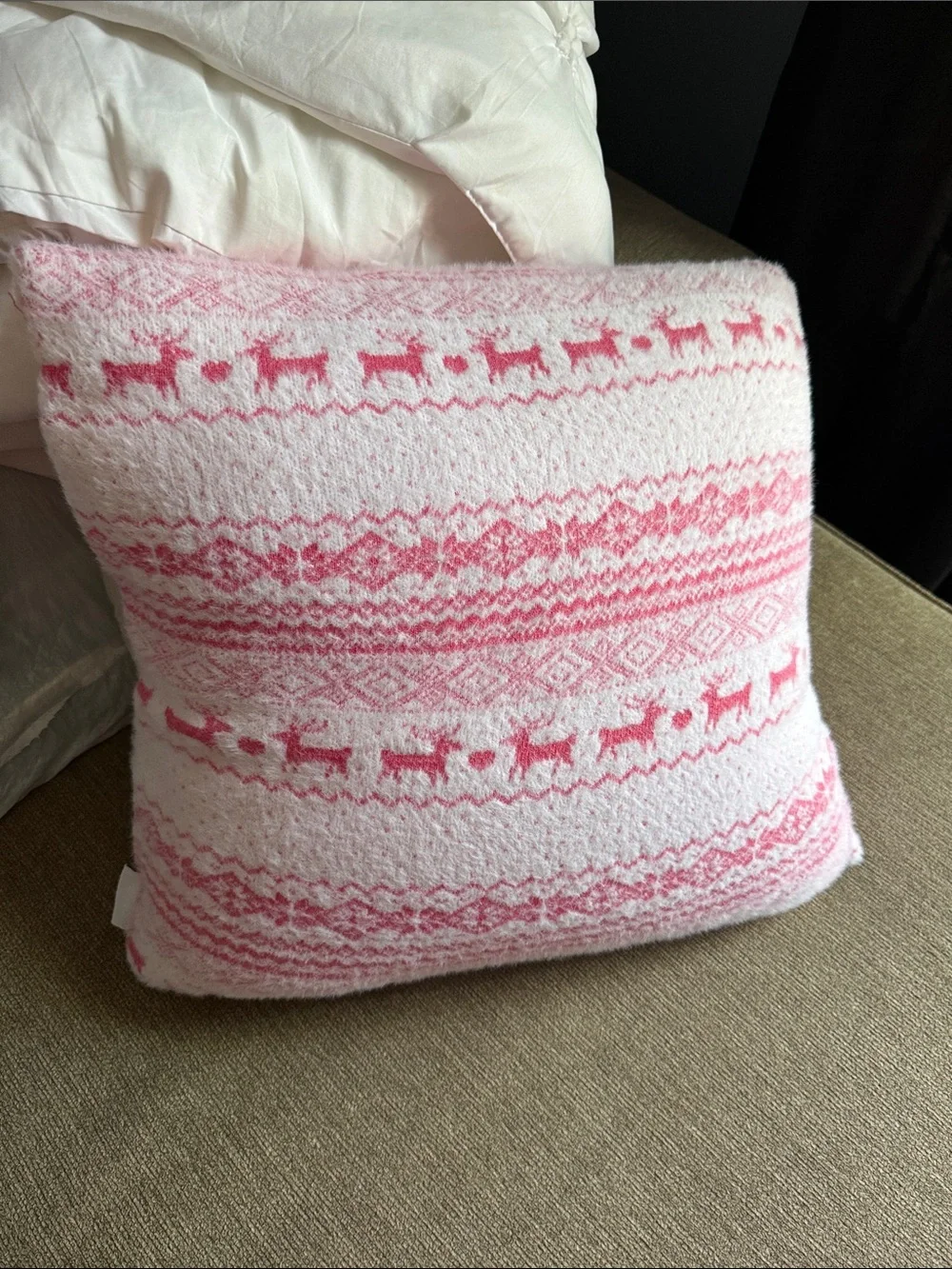 Cozy Pink Reindeer Pattern Throw Pillow